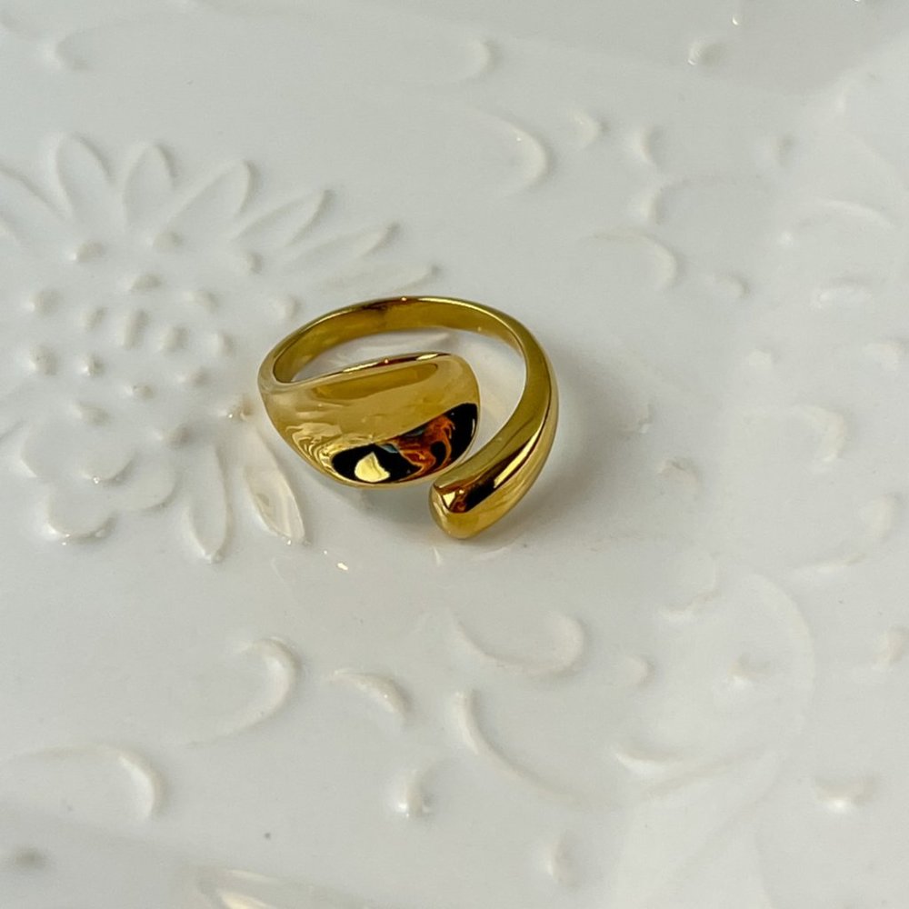 Gold Plated Geometric Ring Gold Chunky Ring Size 7 - Picture 4 of 11
